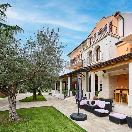 Villa Dobravac Wine Estate Rovinj Buitenkant foto
