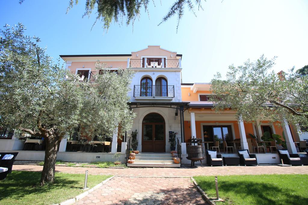 Villa Dobravac Wine Estate Rovinj Buitenkant foto